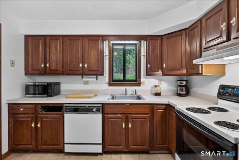 35 Aileen Drive Madison CT 06443