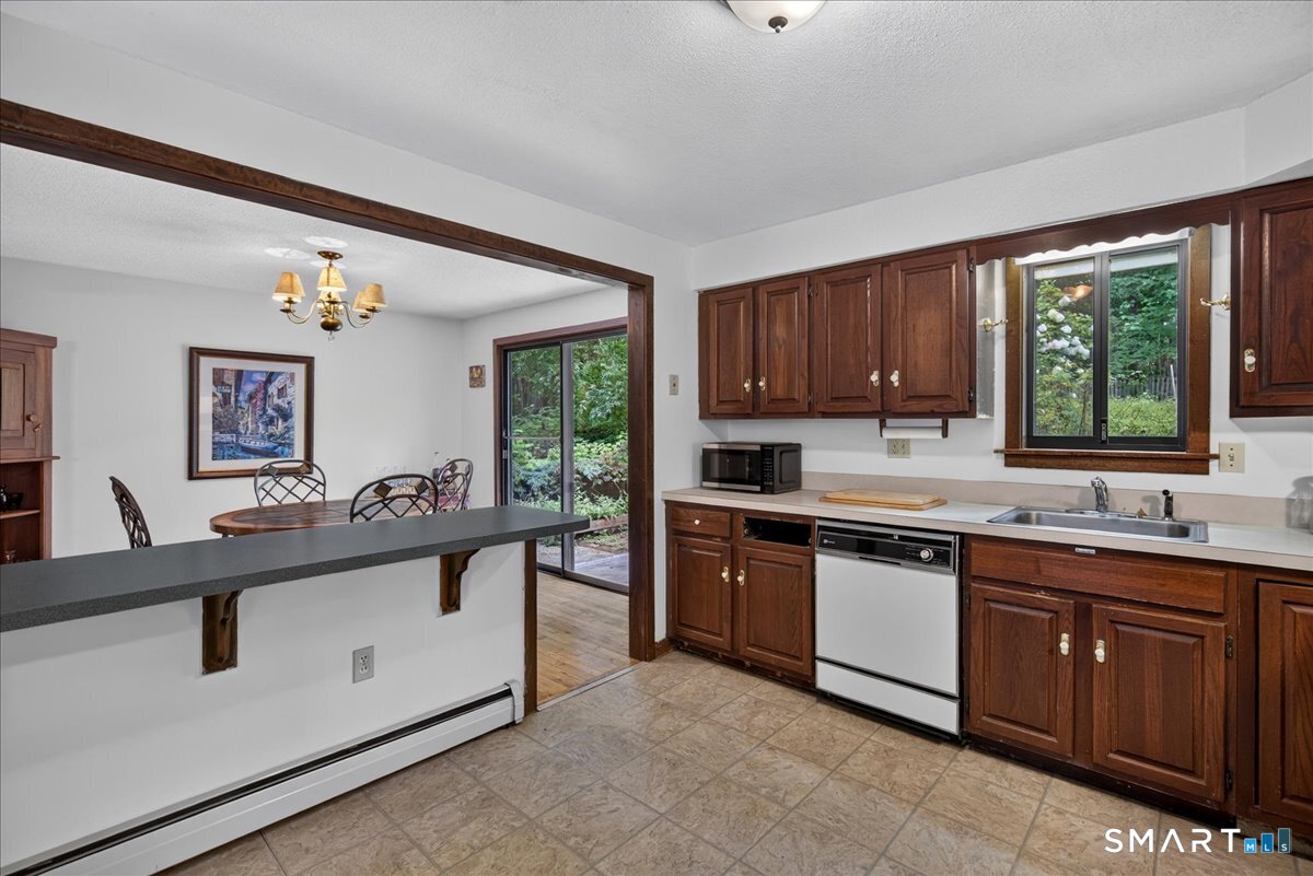 35 Aileen Drive Madison CT 06443