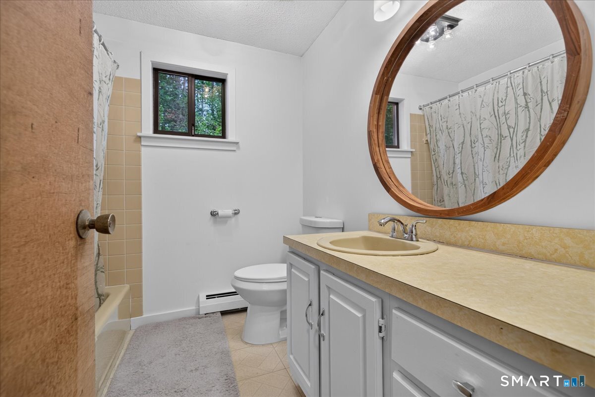 35 Aileen Drive Madison CT 06443