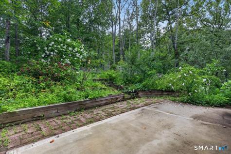 35 Aileen Drive Madison CT 06443