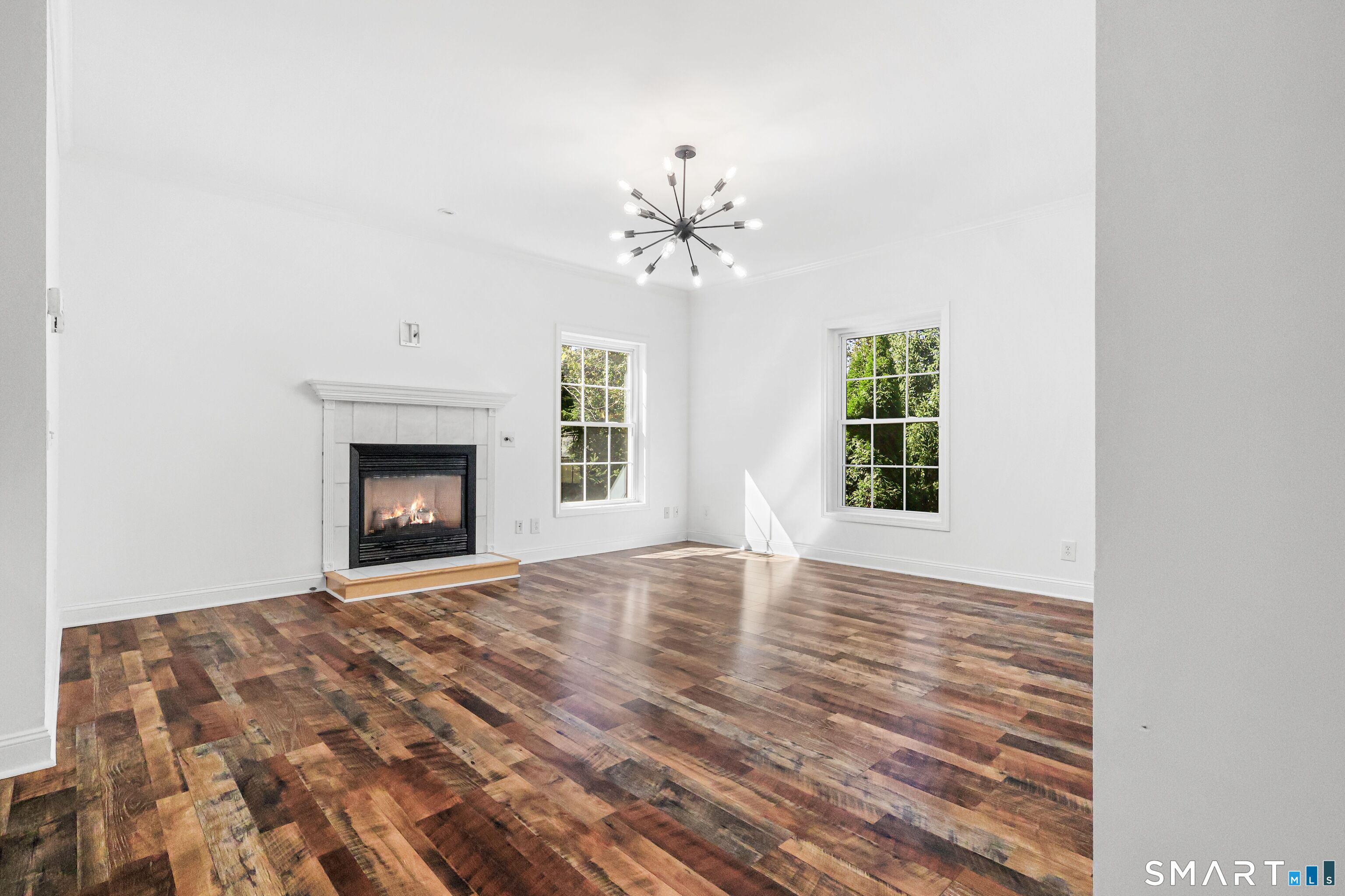 2 Abbey Lane Newtown CT 06470