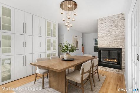 2 Abbey Lane Newtown CT 06470