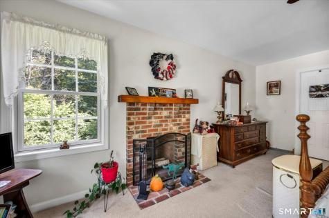 7 Bogue Lane East Haddam CT 06423