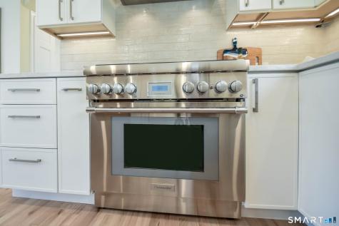 27 Brookdale Road Fairfield CT 06824