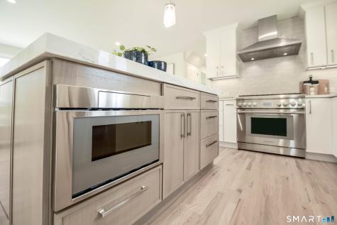 27 Brookdale Road Fairfield CT 06824