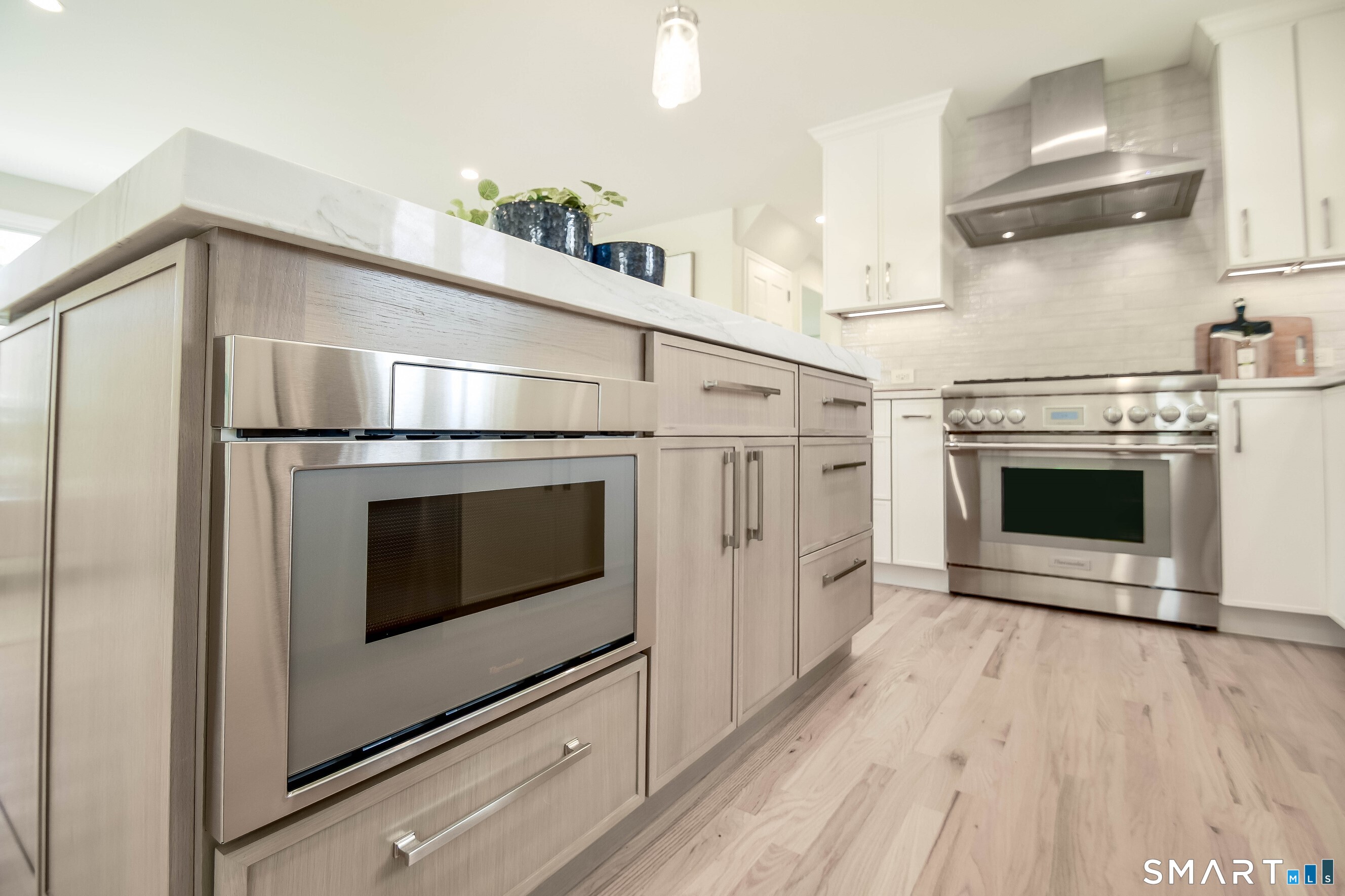 27 Brookdale Road Fairfield CT 06824