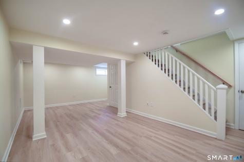 27 Brookdale Road Fairfield CT 06824