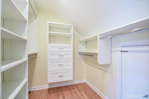 27 Brookdale Road Fairfield CT 06824