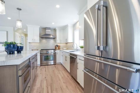 27 Brookdale Road Fairfield CT 06824