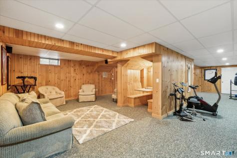 79 Highridge Road Simsbury CT 06092