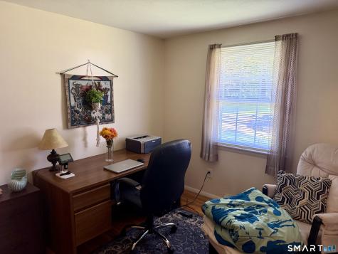 314 South Elm Street Windsor Locks CT 06096