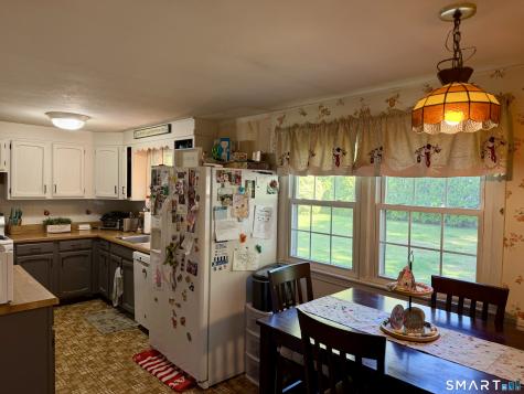 314 South Elm Street Windsor Locks CT 06096