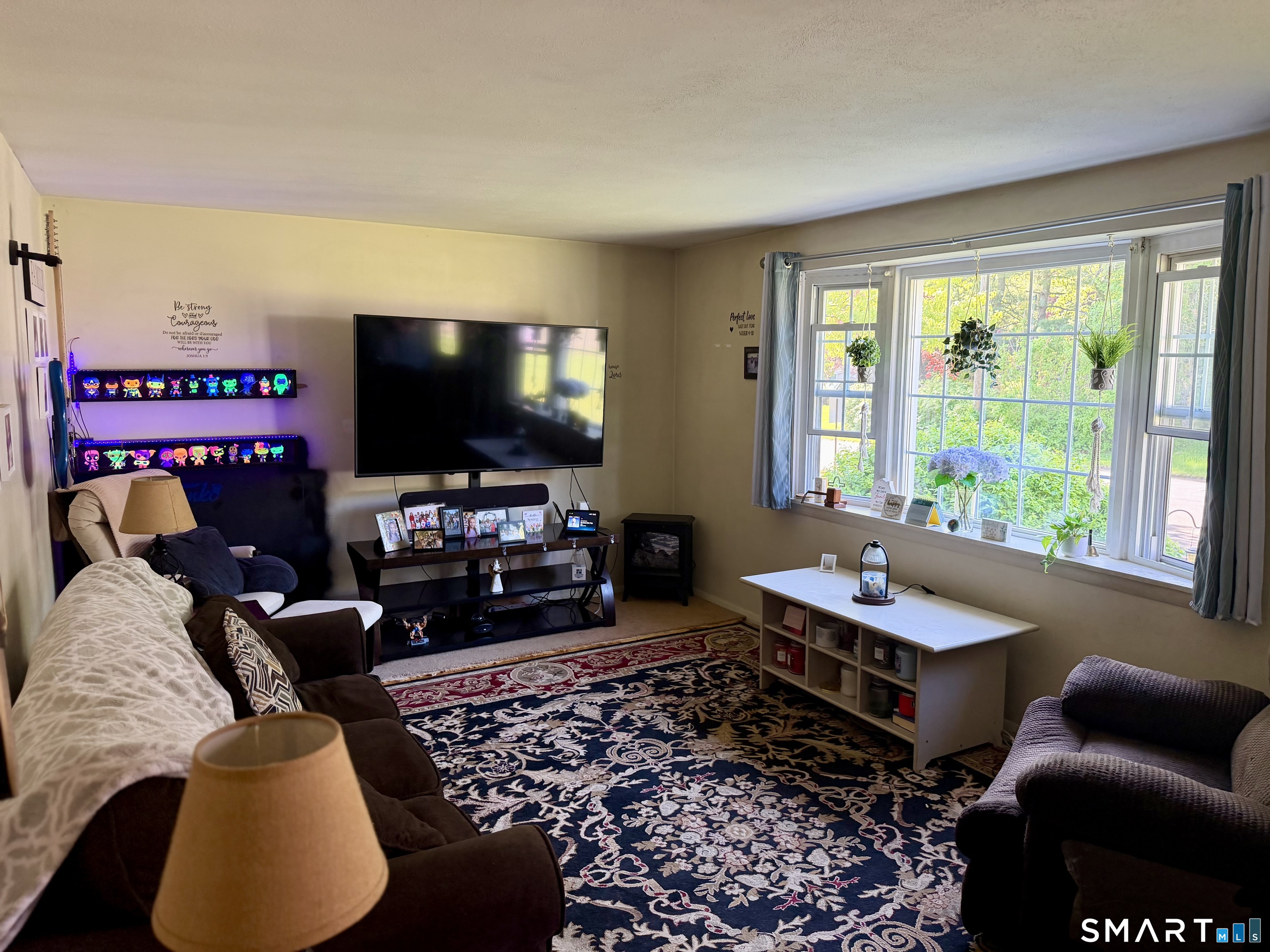 314 South Elm Street Windsor Locks CT 06096