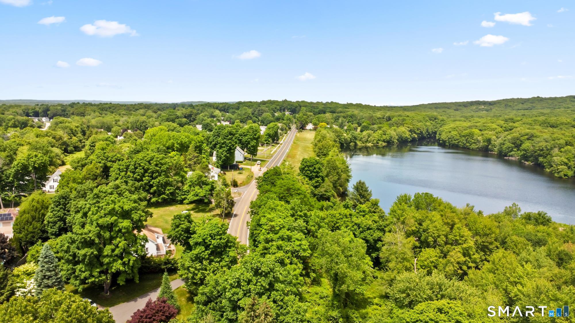 527 Lake Street Manchester CT 06042