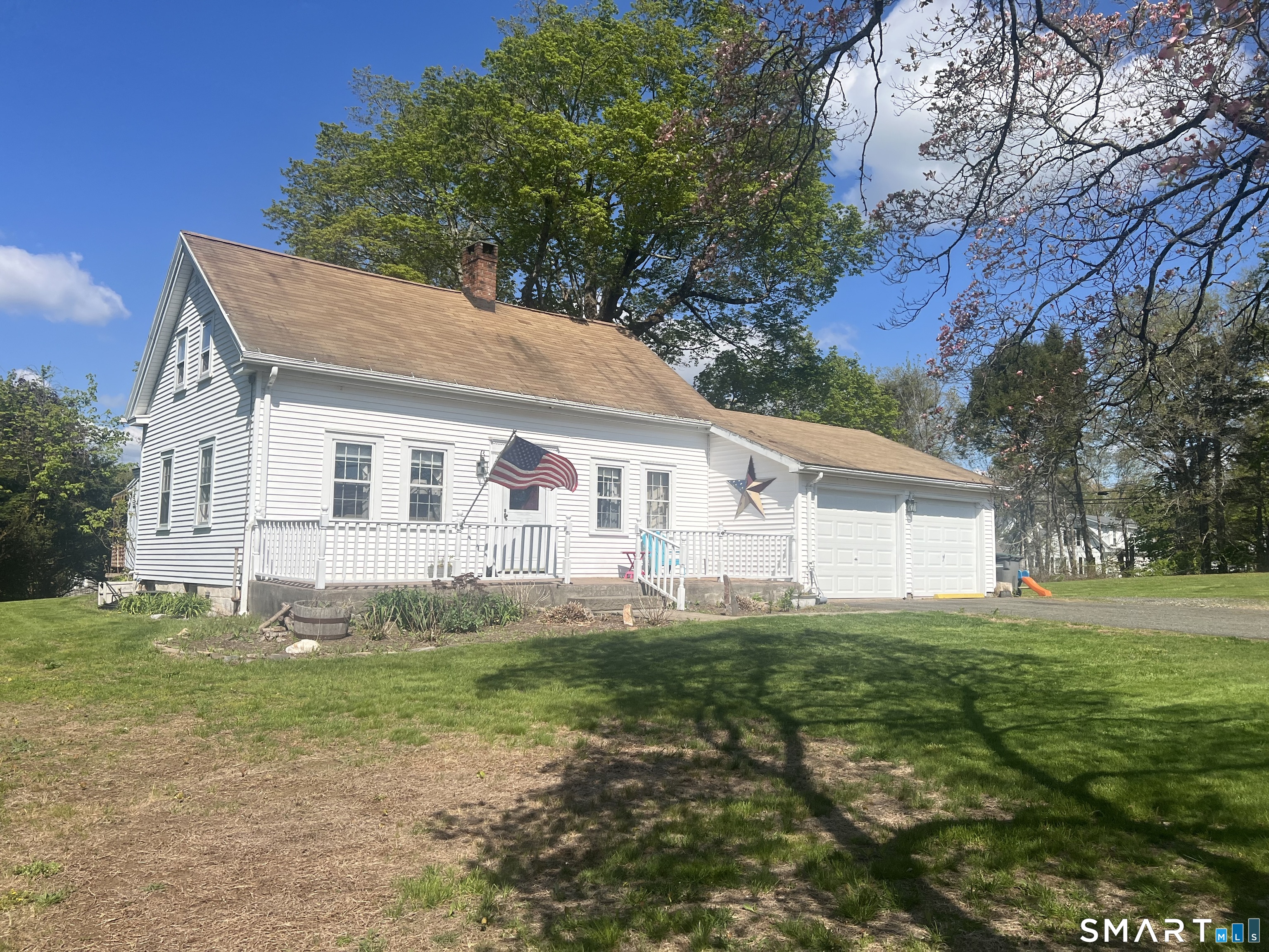 527 Lake Street Manchester CT 06042
