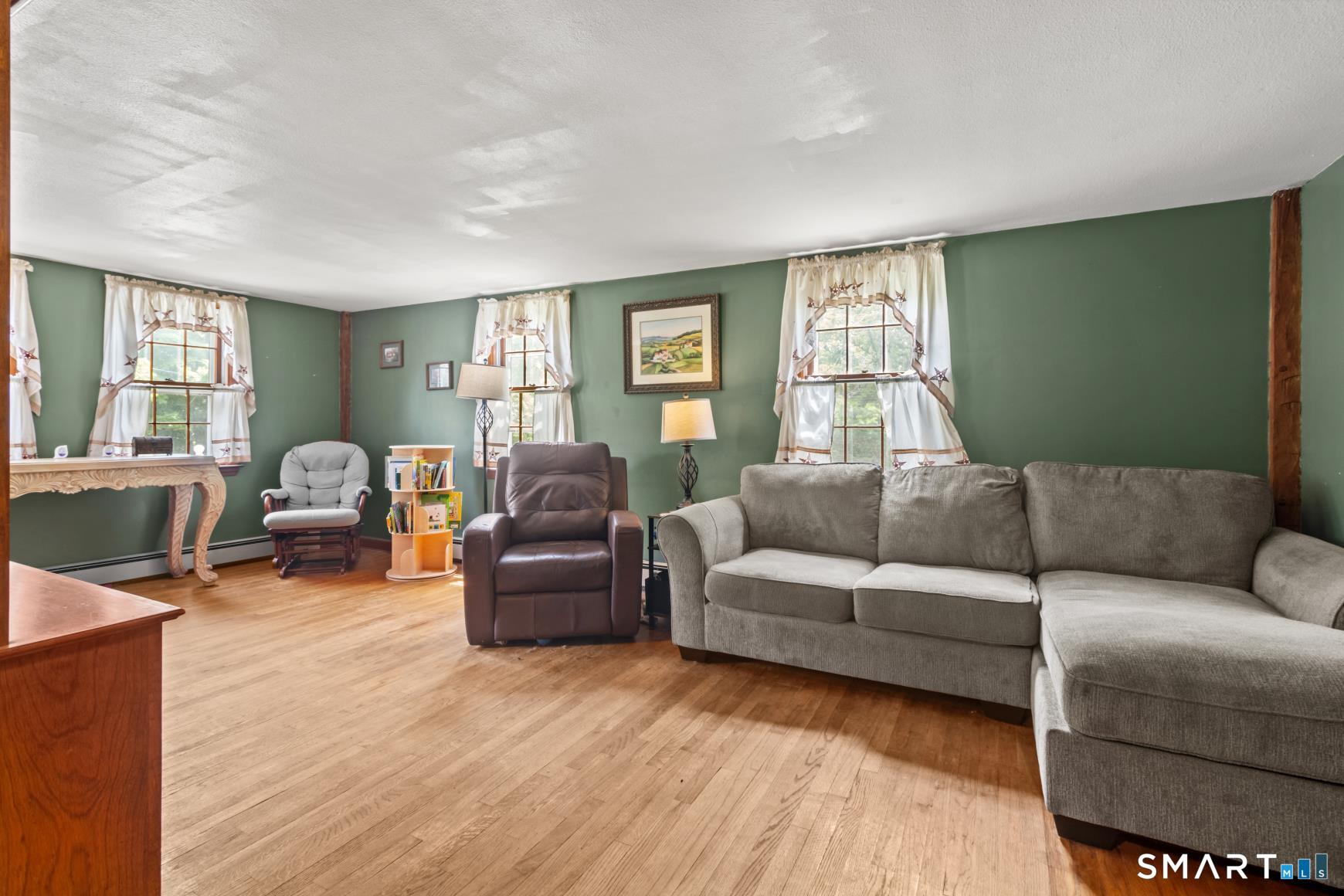 527 Lake Street Manchester CT 06042