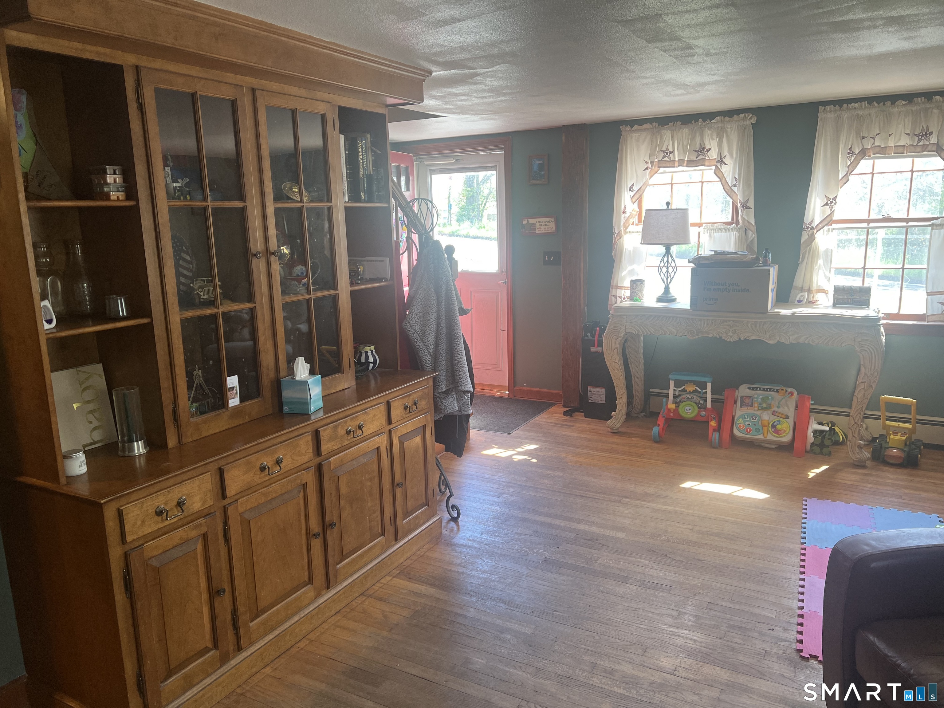 527 Lake Street Manchester CT 06042