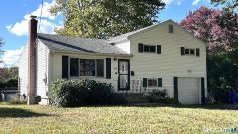 210 Brentwood Road Newington CT 06111
