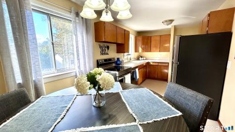210 Brentwood Road Newington CT 06111
