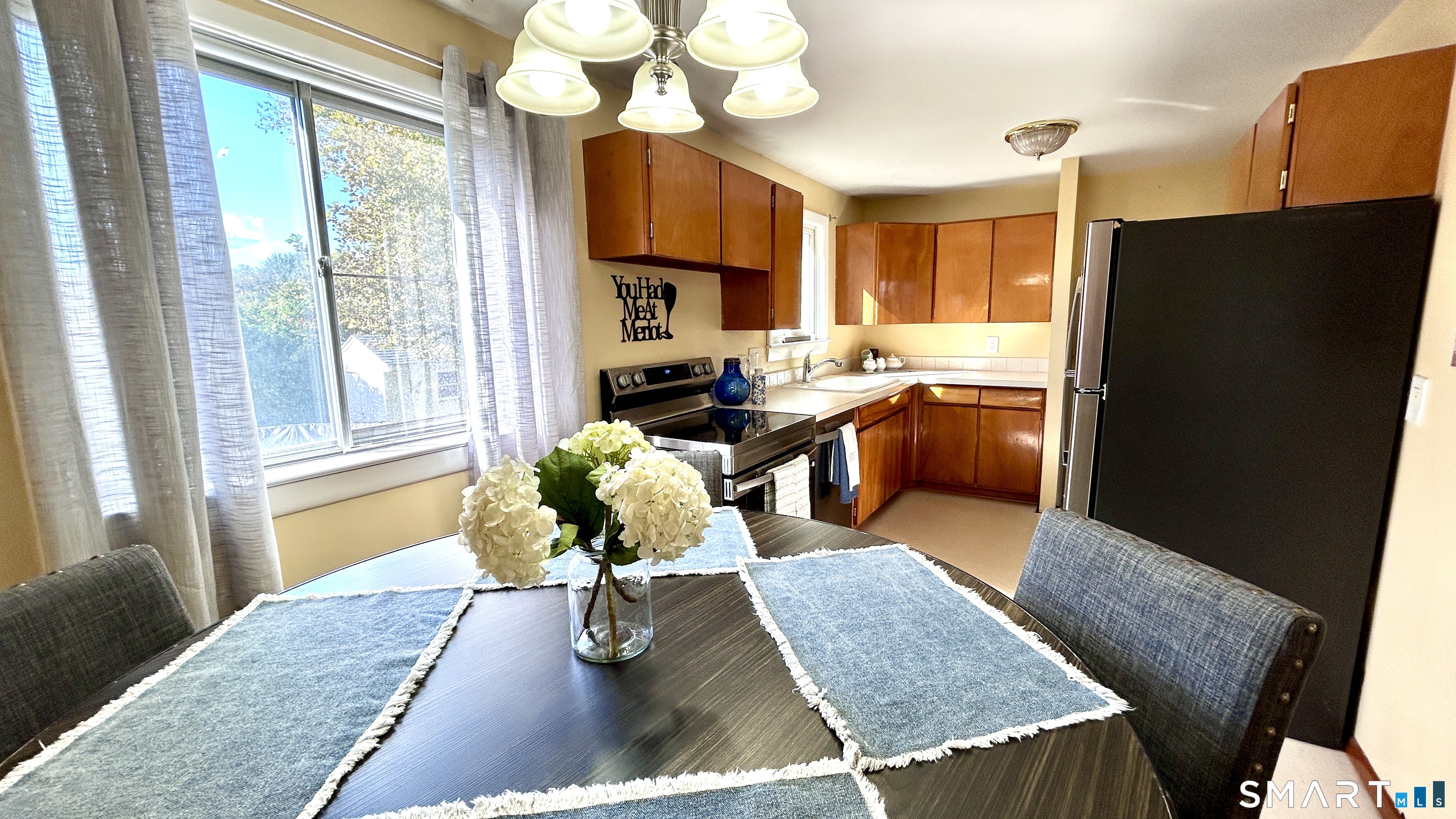 210 Brentwood Road Newington CT 06111