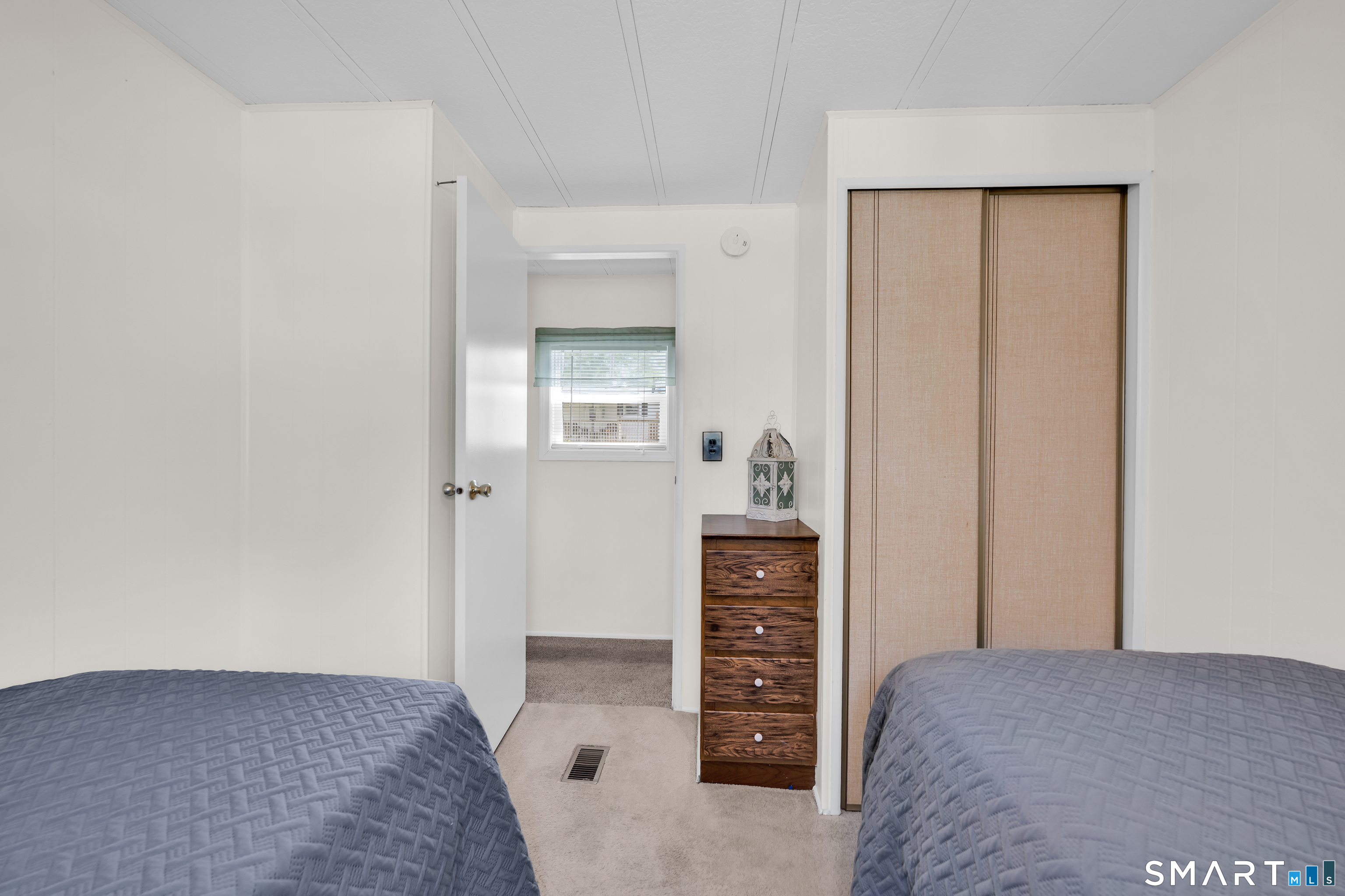20 Hillpond Drive Mansfield CT 06268