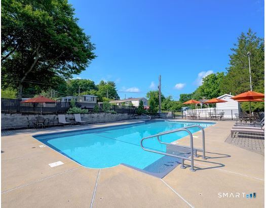 20 Hillpond Drive Mansfield CT 06268
