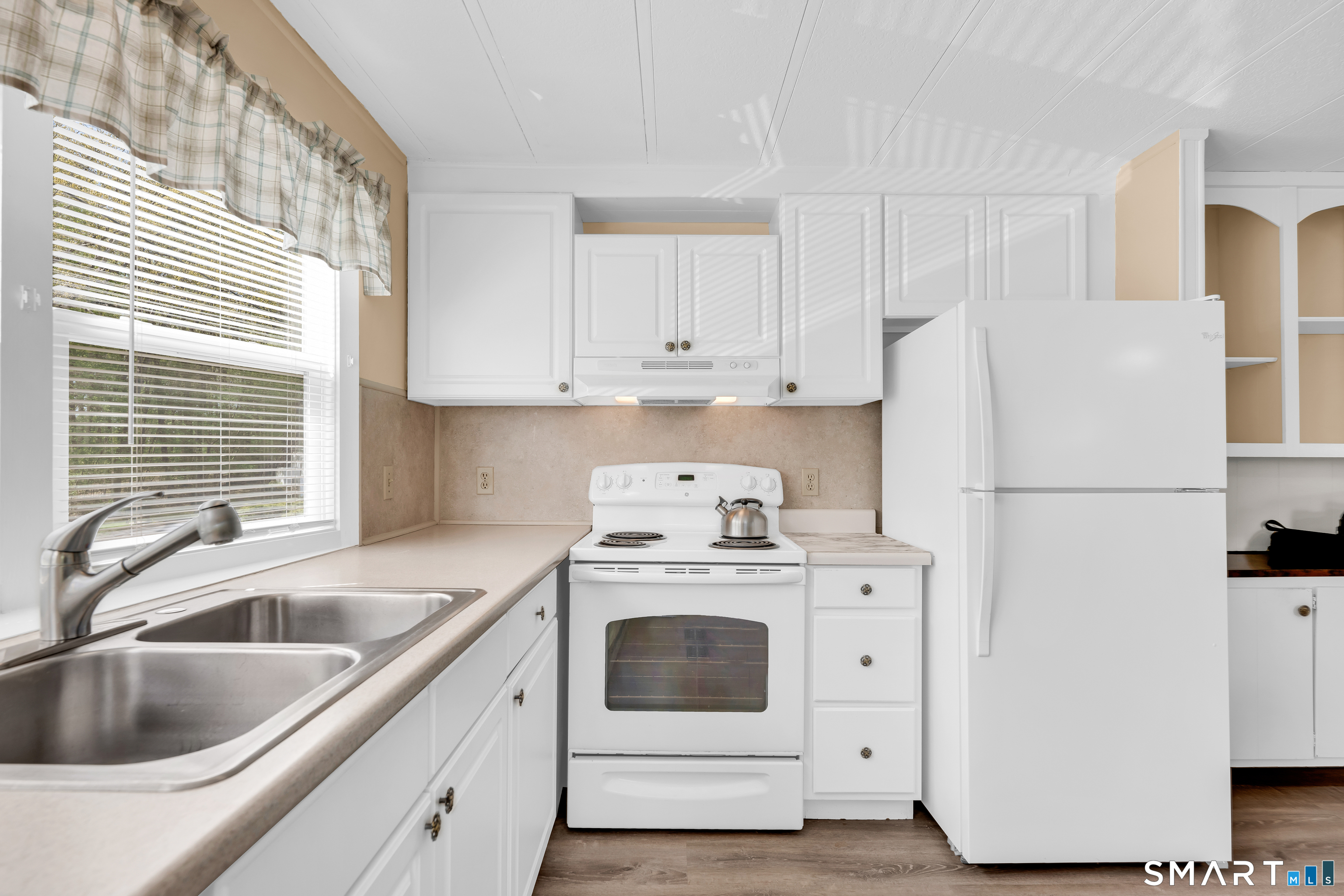 20 Hillpond Drive Mansfield CT 06268