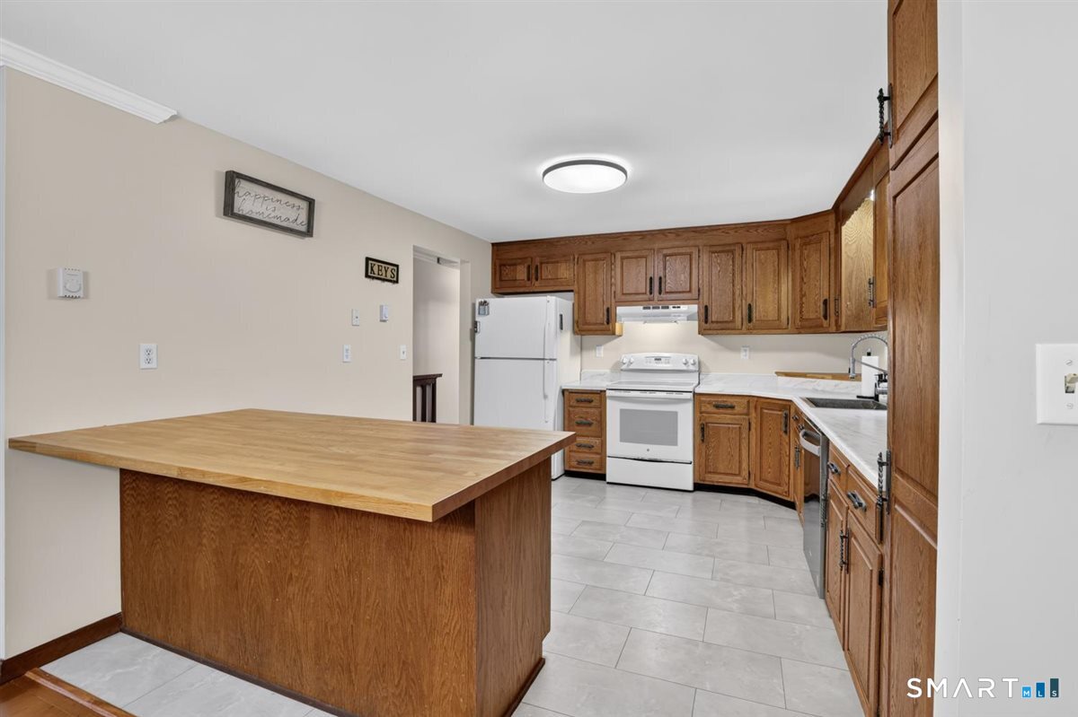 62 South Stonybrook Drive Marlborough CT 06447