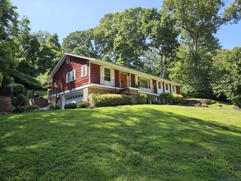 236 Random Road Fairfield CT 06825