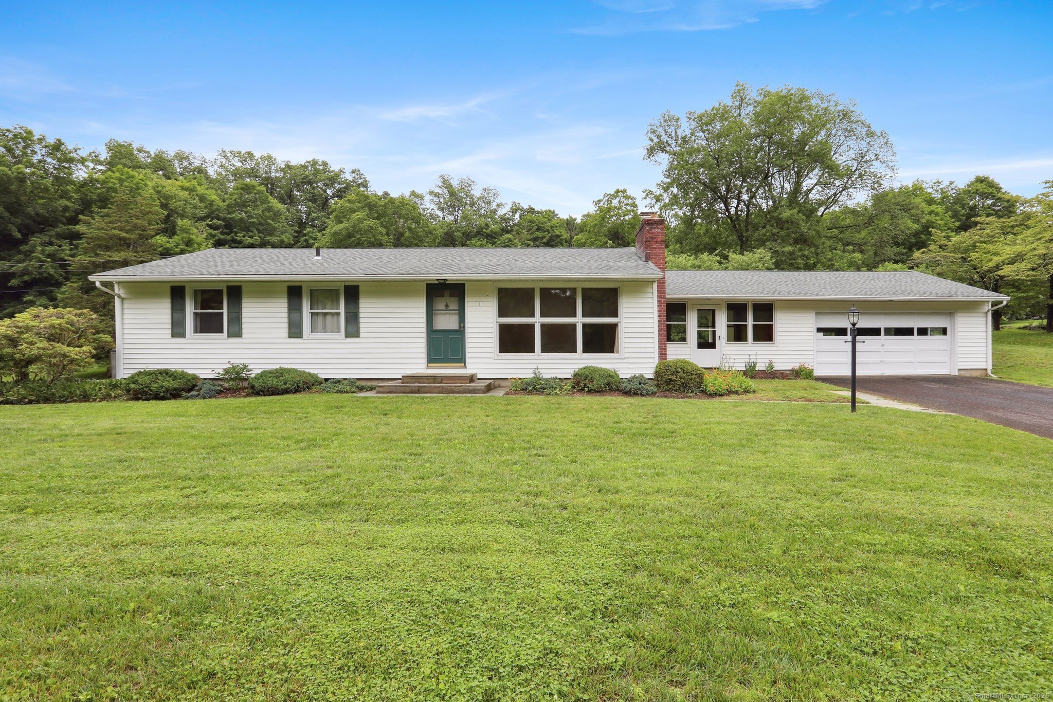 77 Old Middle Road Brookfield CT 06804