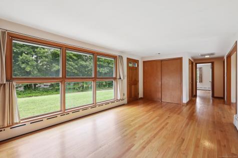 77 Old Middle Road Brookfield CT 06804