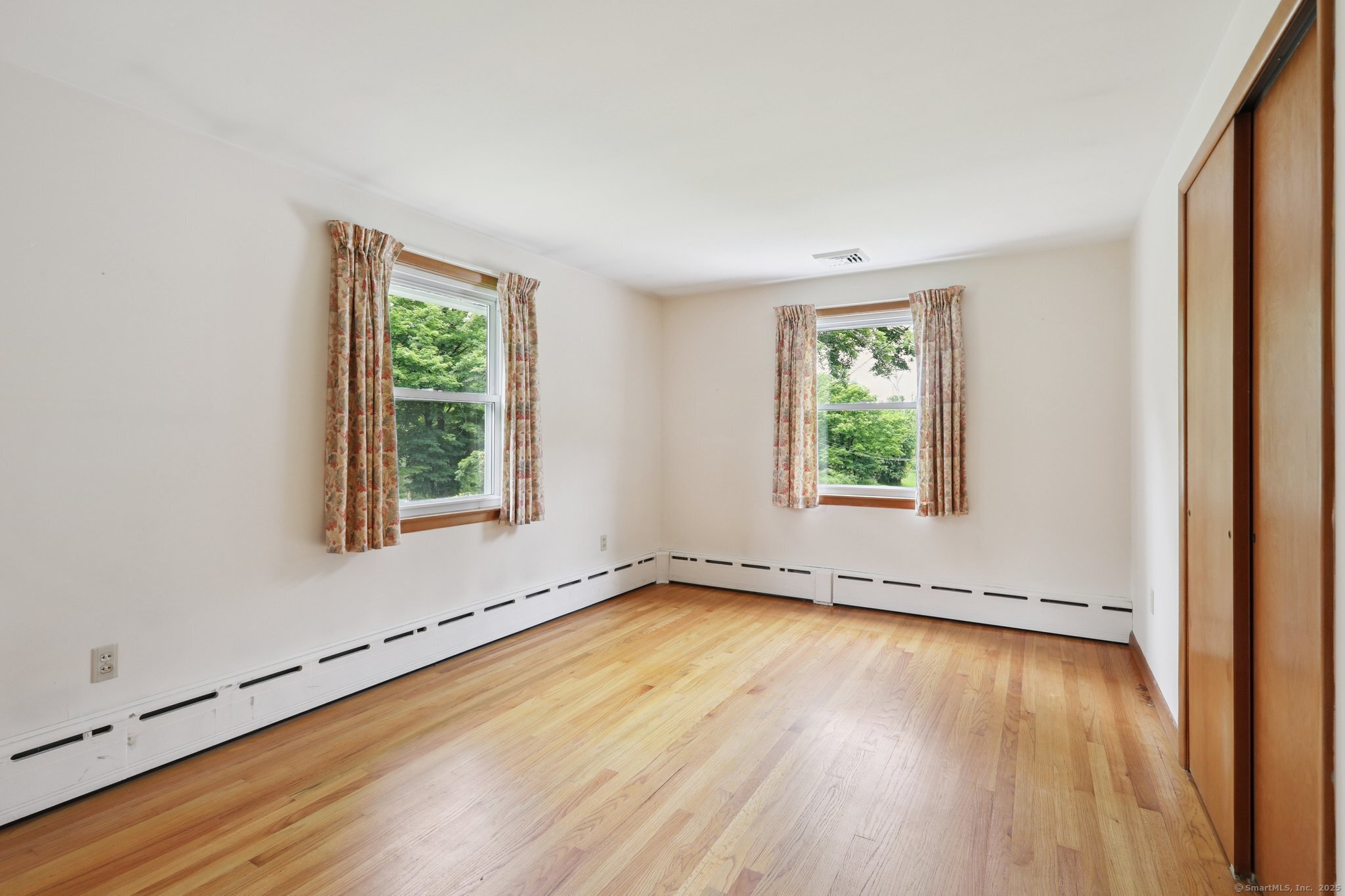 77 Old Middle Road Brookfield CT 06804