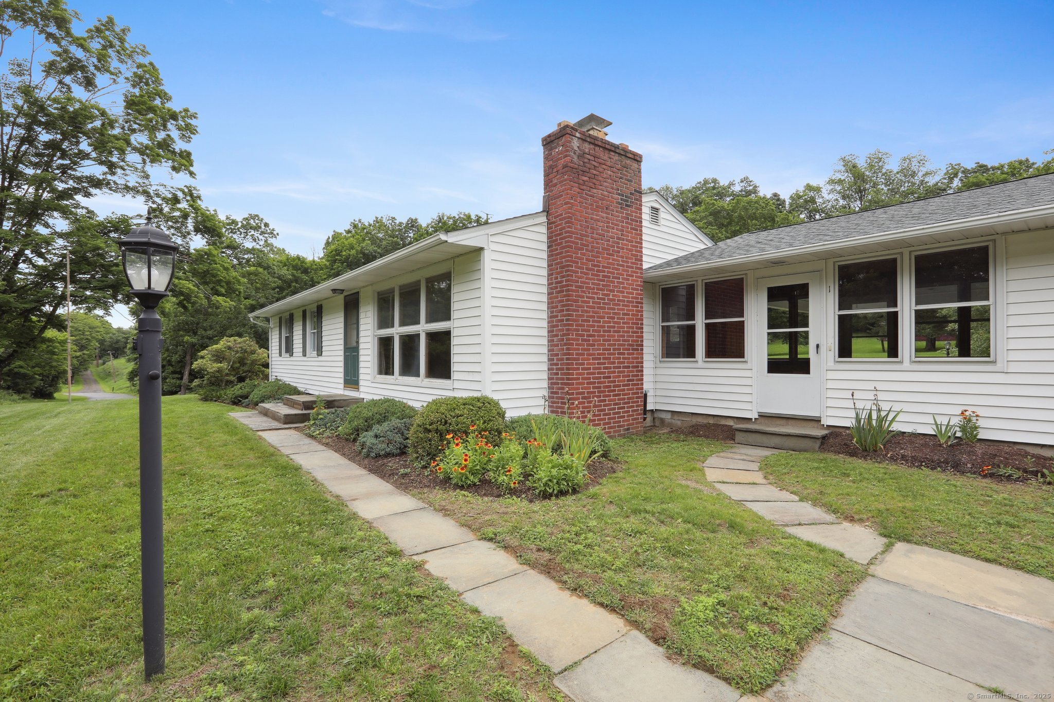 77 Old Middle Road Brookfield CT 06804