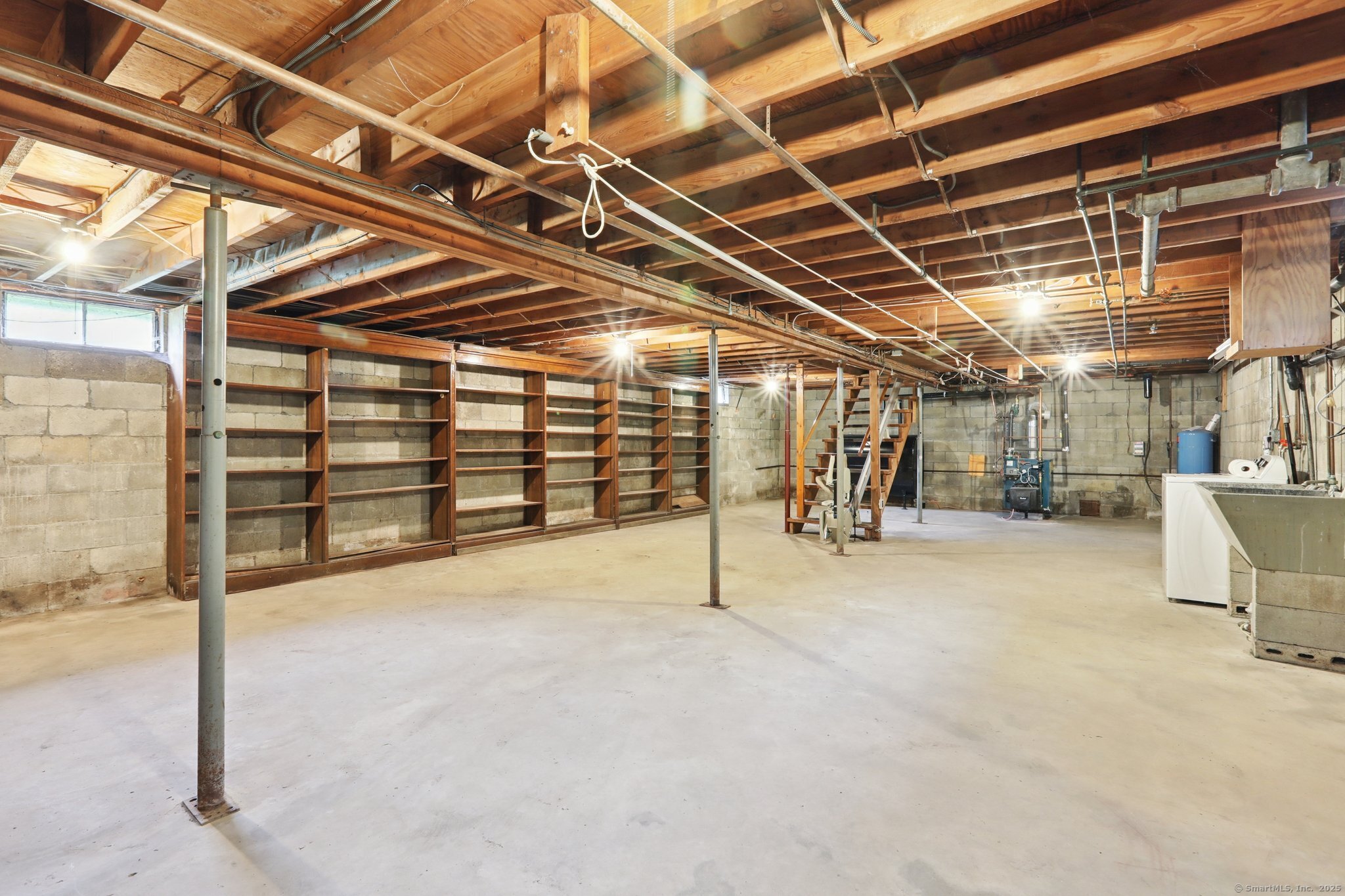 77 Old Middle Road Brookfield CT 06804