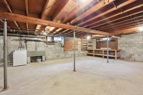 77 Old Middle Road Brookfield CT 06804