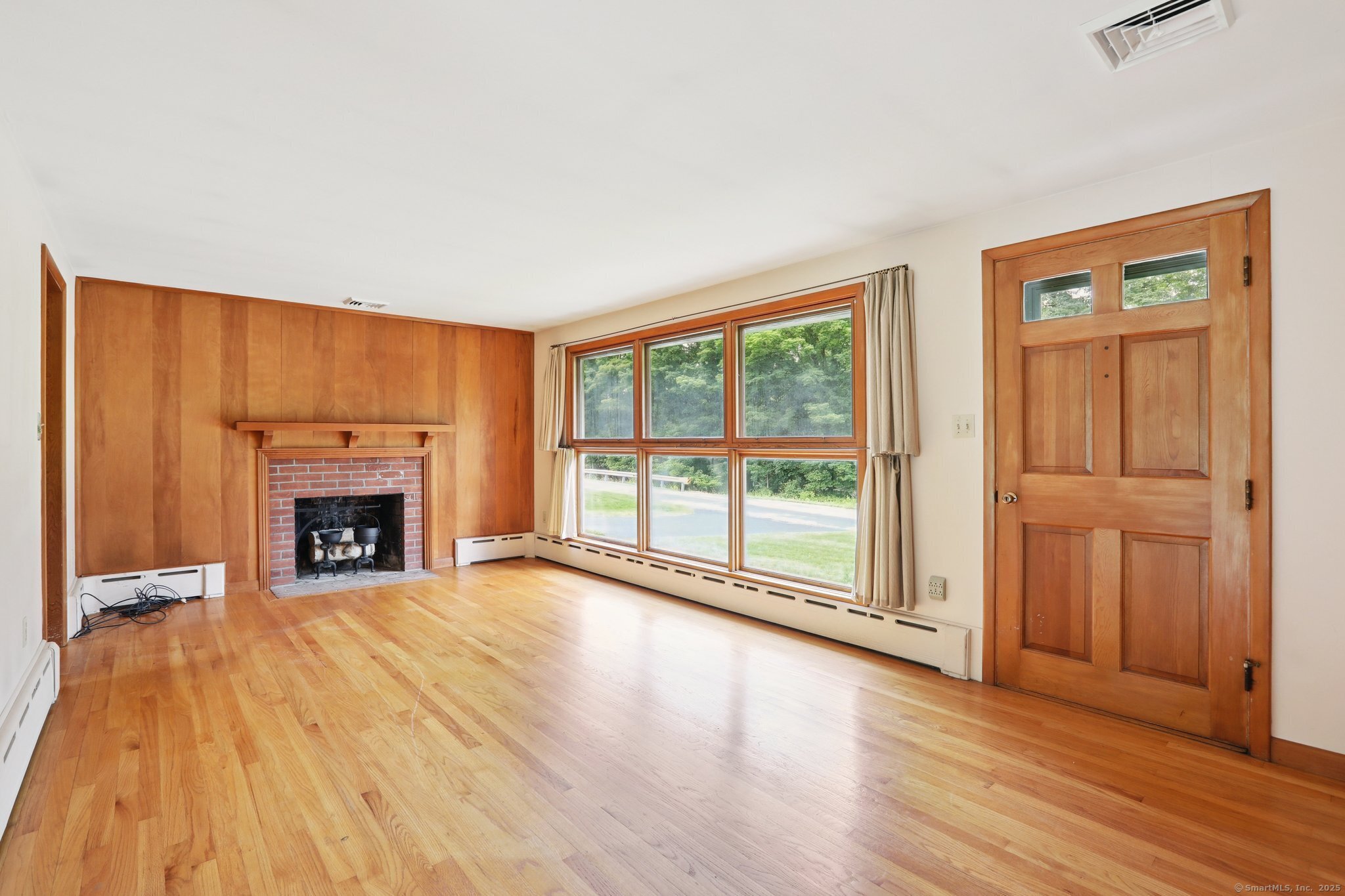 77 Old Middle Road Brookfield CT 06804