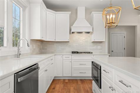 116 Holcomb Hill Road New Hartford CT 06057