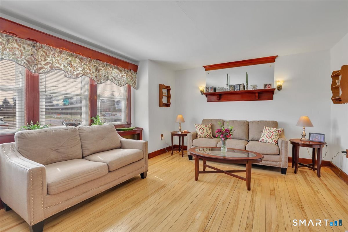 236 Cross Street Middletown CT 06457