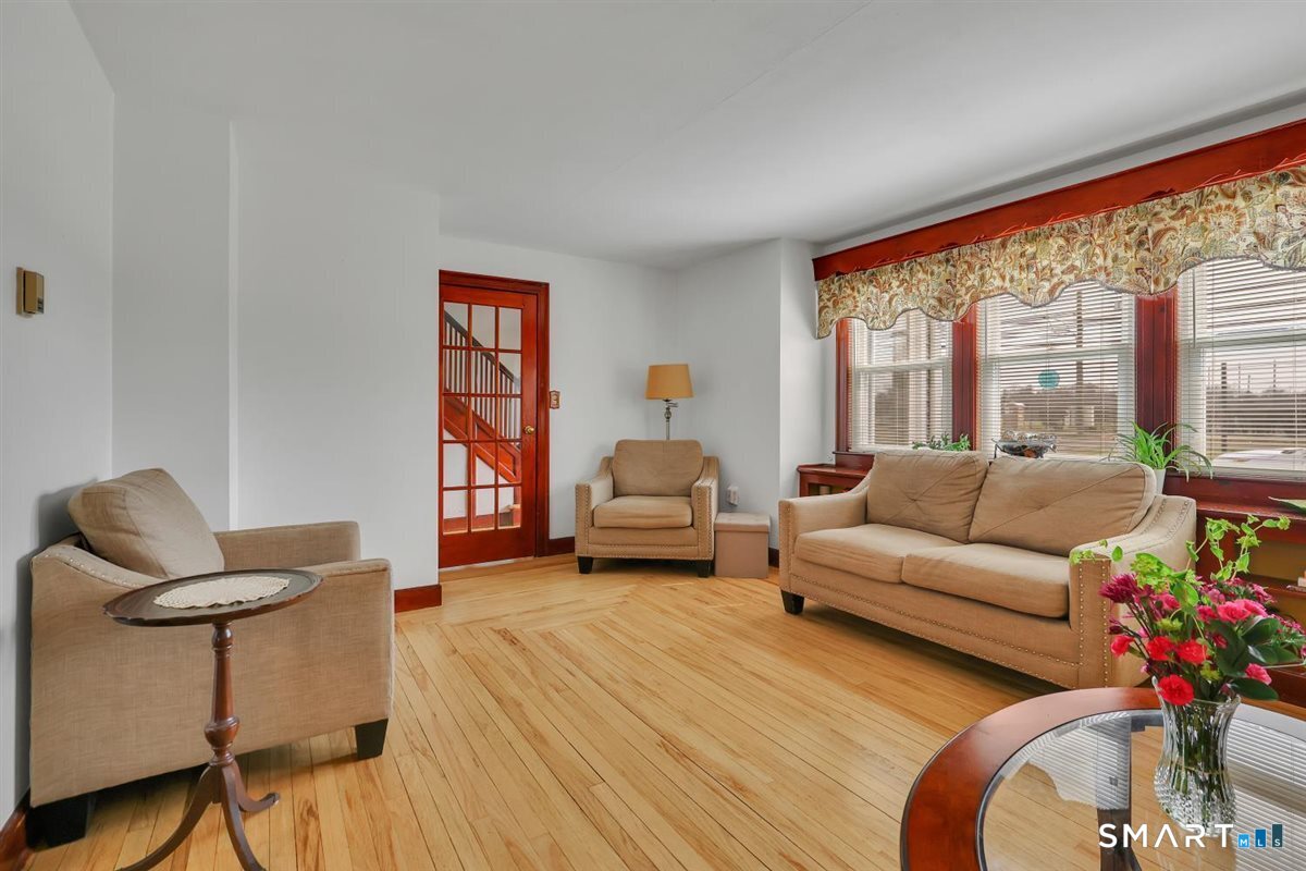 236 Cross Street Middletown CT 06457