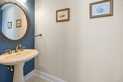 324 South Meriden Road Cheshire CT 06410