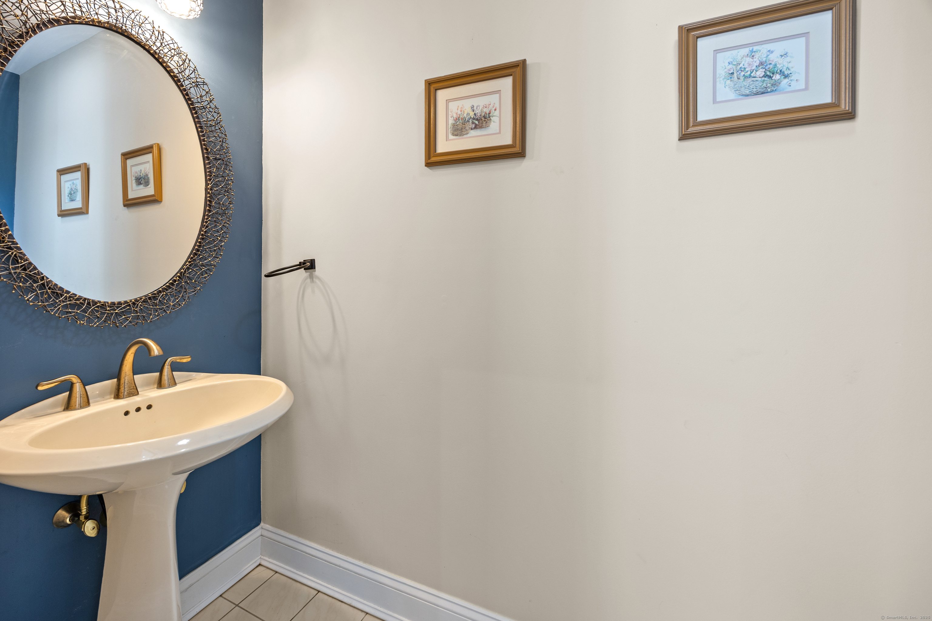 324 South Meriden Road Cheshire CT 06410