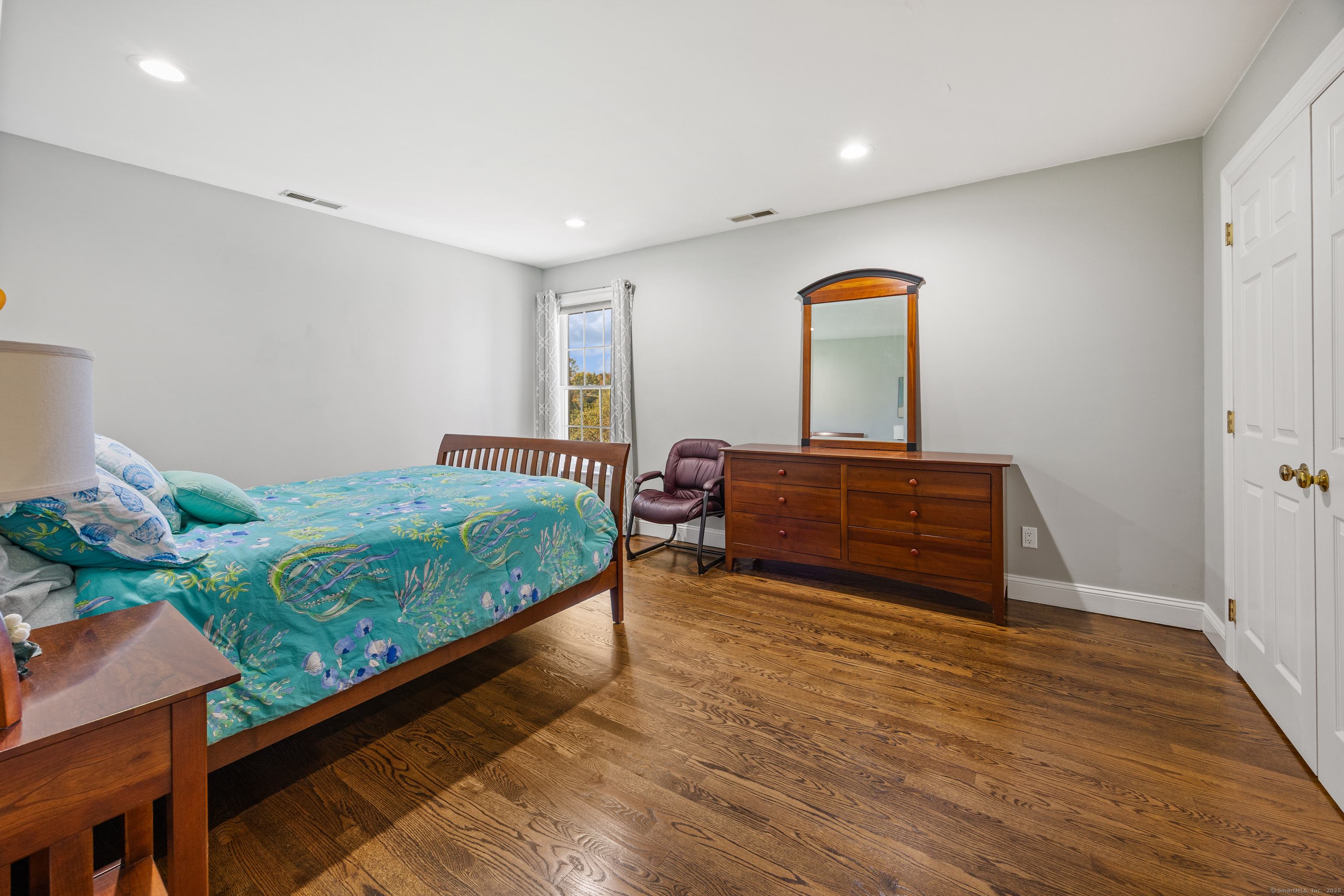 324 South Meriden Road Cheshire CT 06410