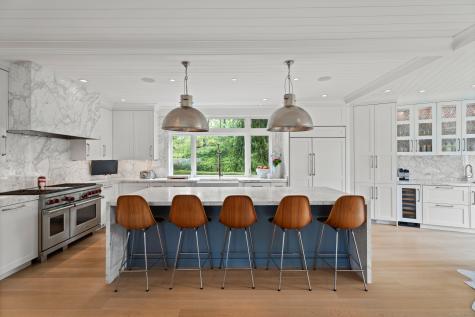 8 Gaylea Drive Branford CT 06405