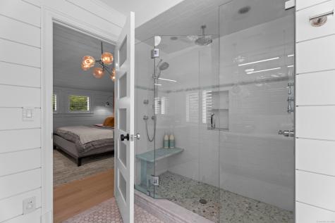 8 Gaylea Drive Branford CT 06405