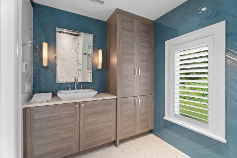 8 Gaylea Drive Branford CT 06405