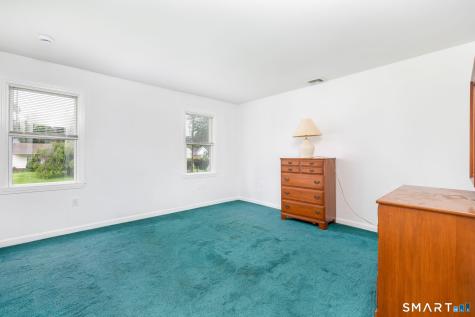 16 Terrie Road Farmington CT 06032