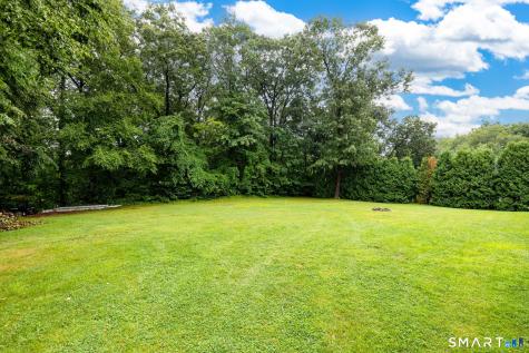 16 Terrie Road Farmington CT 06032