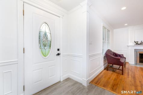 16 Terrie Road Farmington CT 06032