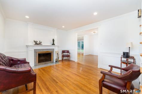 16 Terrie Road Farmington CT 06032