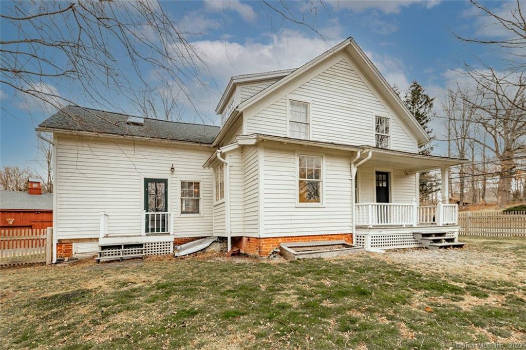 7 School Street Avon CT 06001